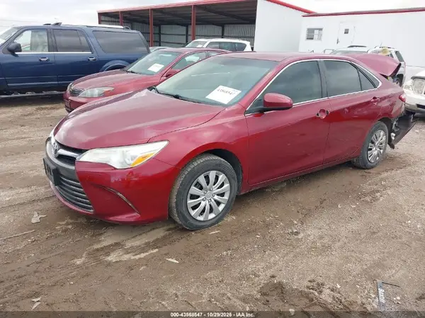 4T1BF1FK6HU719775 2017 TOYOTA CAMRY - Image 2