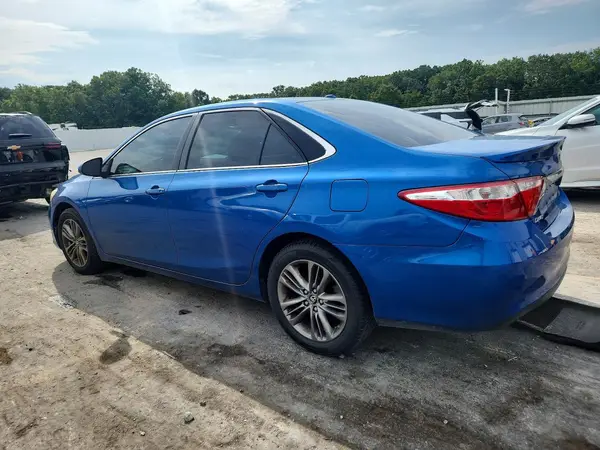 4T1BF1FK6HU720019 2017 TOYOTA CAMRY - Image 2