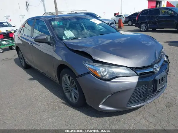 4T1BF1FK6HU722546 2017 TOYOTA CAMRY - Image 1
