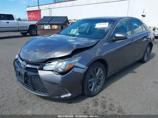 4T1BF1FK6HU722546 2017 TOYOTA CAMRY - Image 2