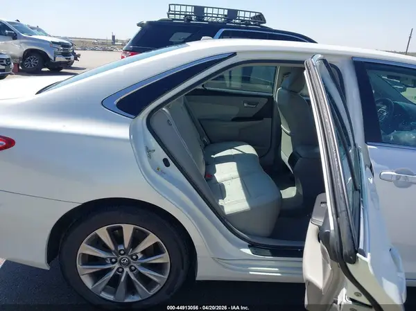 4T1BF1FK6HU722966 2017 TOYOTA CAMRY - Image 8
