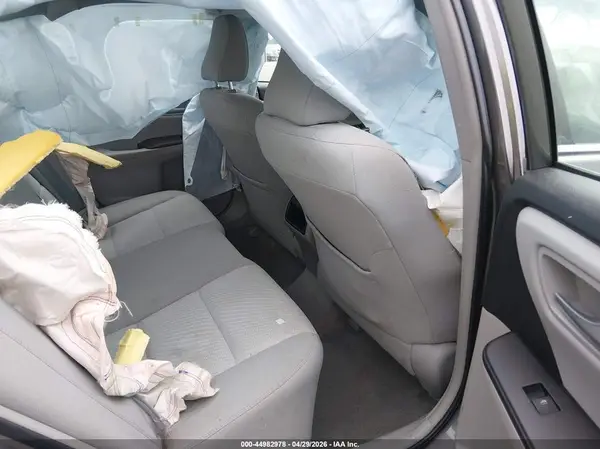4T1BF1FK6HU724605 2017 TOYOTA CAMRY - Image 8