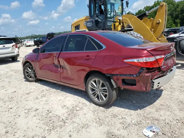 4T1BF1FK6HU724765 2017 TOYOTA CAMRY - Image 2
