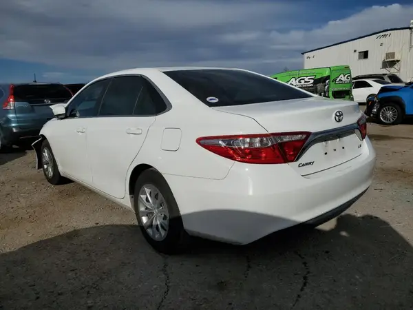 4T1BF1FK6HU725771 2017 TOYOTA CAMRY - Image 2