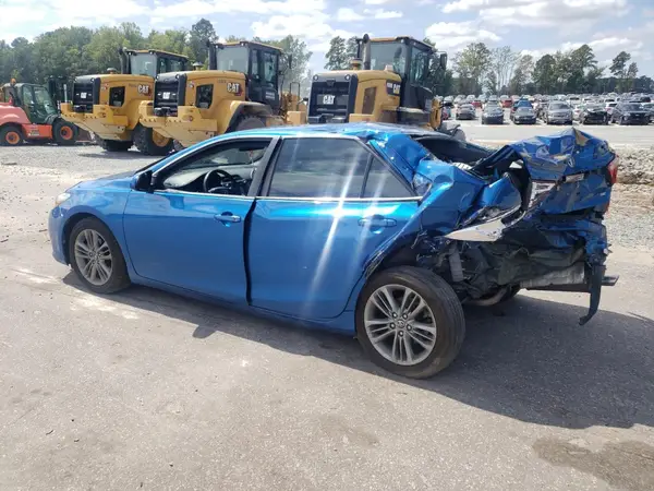 4T1BF1FK6HU726368 2017 TOYOTA CAMRY - Image 2