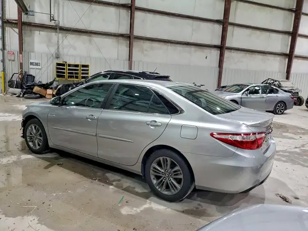 4T1BF1FK6HU727259 2017 TOYOTA CAMRY - Image 2