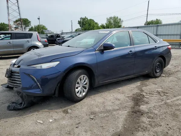 4T1BF1FK6HU728380 2017 TOYOTA CAMRY - Image 1