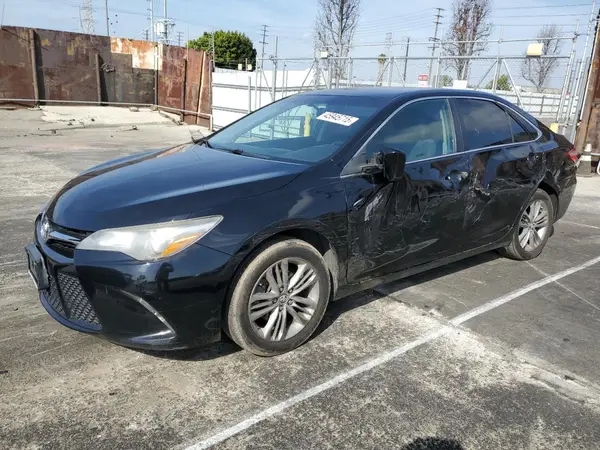 4T1BF1FK6HU731053 2017 TOYOTA CAMRY - Image 1