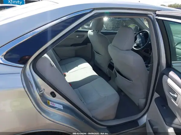 4T1BF1FK6HU731523 2017 TOYOTA CAMRY - Image 8
