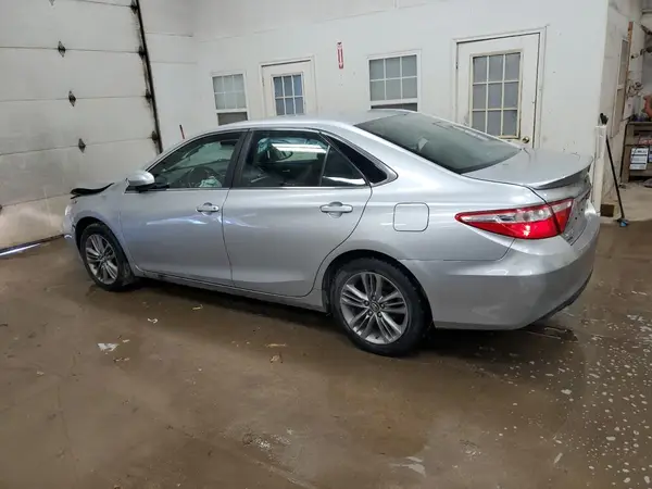 4T1BF1FK6HU734678 2017 TOYOTA CAMRY - Image 2