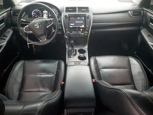4T1BF1FK6HU735670 2017 TOYOTA CAMRY - Image 8