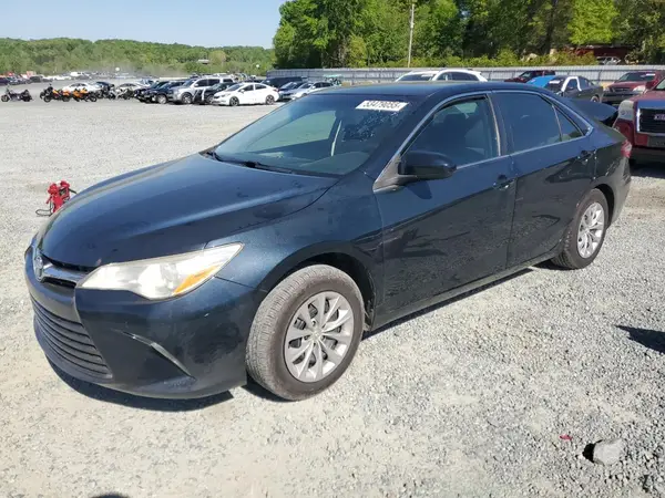 4T1BF1FK6HU738018 2017 TOYOTA CAMRY - Image 1