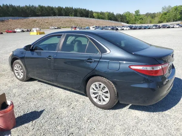 4T1BF1FK6HU738018 2017 TOYOTA CAMRY - Image 2