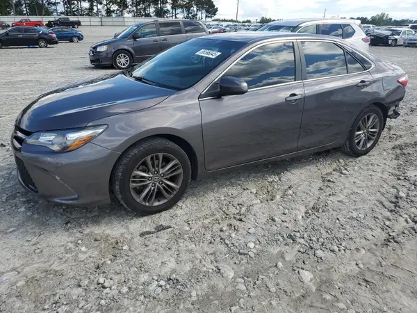 4T1BF1FK6HU740156 2017 TOYOTA CAMRY - Image 1