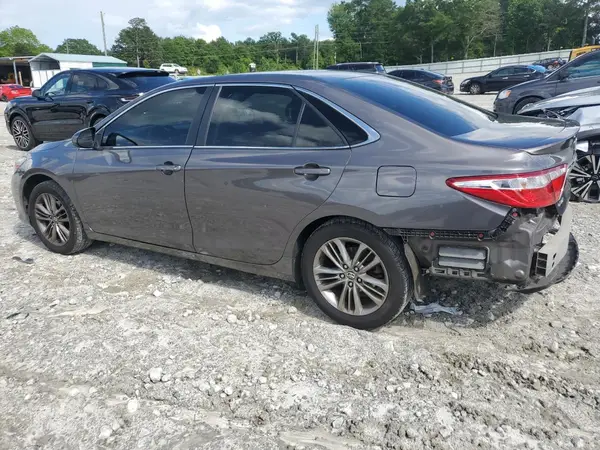 4T1BF1FK6HU740156 2017 TOYOTA CAMRY - Image 2