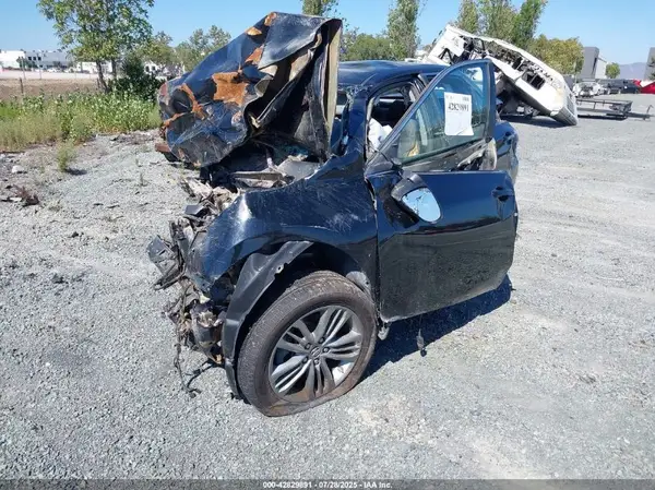 4T1BF1FK6HU740724 2017 TOYOTA CAMRY - Image 2