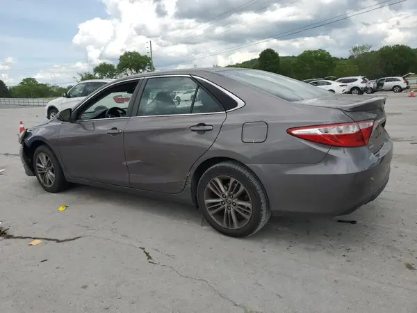 4T1BF1FK6HU741923 2017 TOYOTA CAMRY - Image 2
