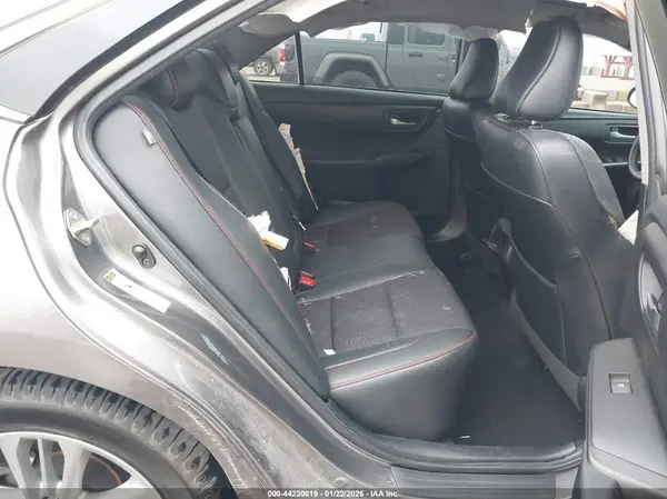 4T1BF1FK6HU742697 2017 TOYOTA CAMRY - Image 8