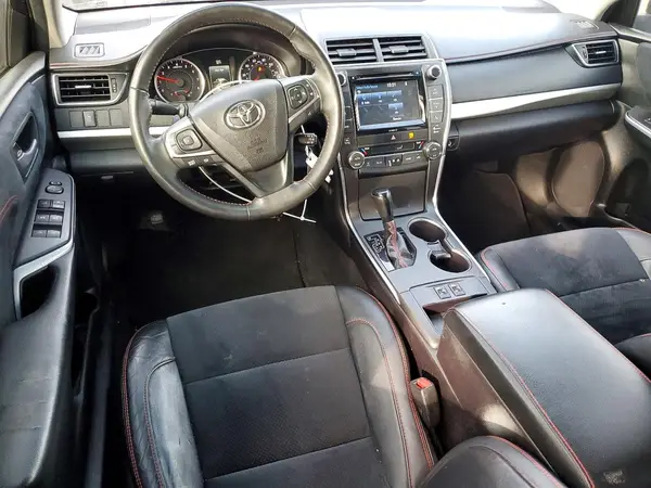 4T1BF1FK6HU747558 2017 TOYOTA CAMRY - Image 8