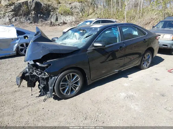 4T1BF1FK6HU749360 2017 TOYOTA CAMRY - Image 2