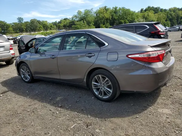 4T1BF1FK6HU749813 2017 TOYOTA CAMRY - Image 2