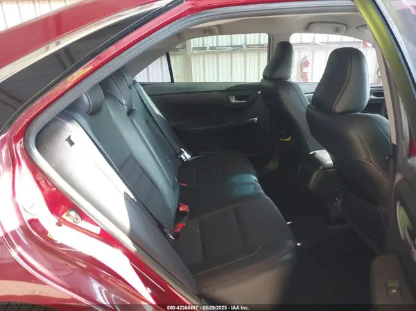 4T1BF1FK6HU750766 2017 TOYOTA CAMRY - Image 8
