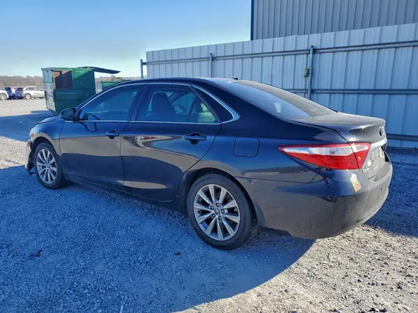 4T1BF1FK6HU752016 2017 TOYOTA CAMRY - Image 2