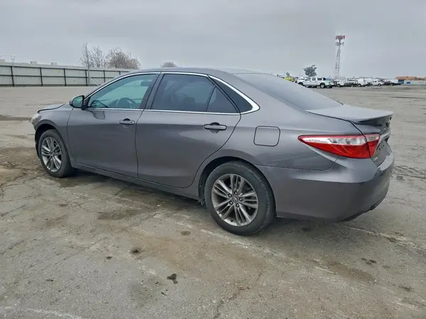 4T1BF1FK6HU752341 2017 TOYOTA CAMRY - Image 2