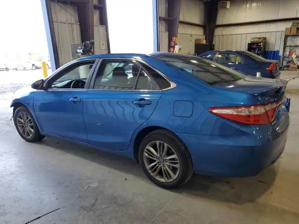 4T1BF1FK6HU761122 2017 TOYOTA CAMRY - Image 2