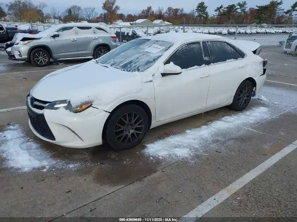 4T1BF1FK6HU763789 2017 TOYOTA CAMRY - Image 2