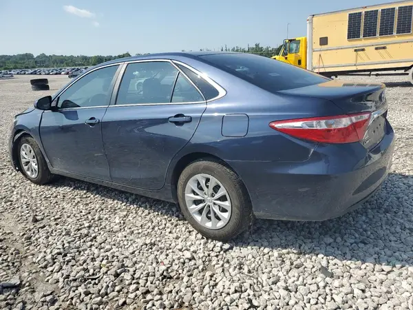 4T1BF1FK6HU769513 2017 TOYOTA CAMRY - Image 2