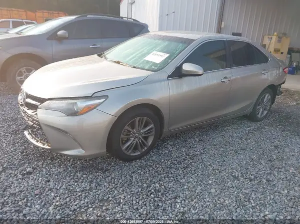 4T1BF1FK6HU770774 2017 TOYOTA CAMRY - Image 2