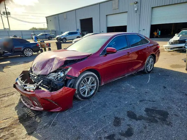 4T1BF1FK6HU771746 2017 TOYOTA CAMRY - Image 1