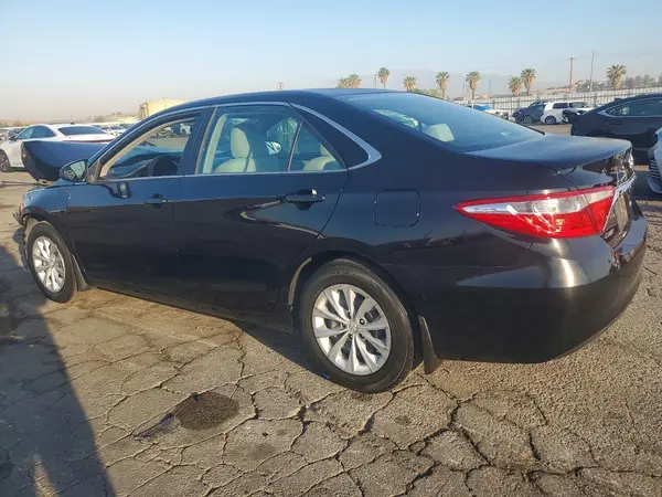 4T1BF1FK6HU772234 2017 TOYOTA CAMRY - Image 2