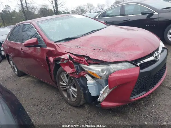 4T1BF1FK6HU772637 2017 TOYOTA CAMRY - Image 1