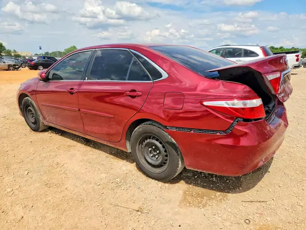 4T1BF1FK6HU773268 2017 TOYOTA CAMRY - Image 2