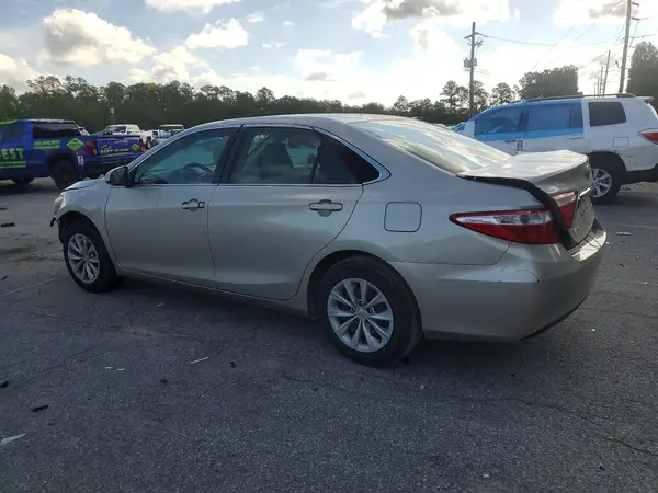 4T1BF1FK6HU775070 2017 TOYOTA CAMRY - Image 2