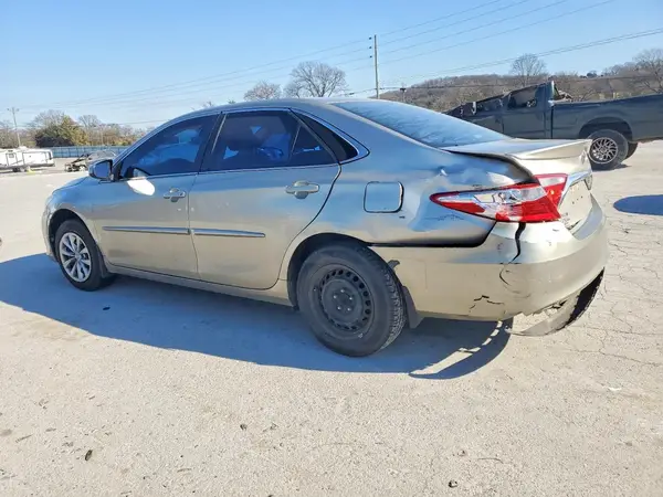 4T1BF1FK6HU776428 2017 TOYOTA CAMRY - Image 2