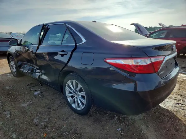 4T1BF1FK6HU779880 2017 TOYOTA CAMRY - Image 2