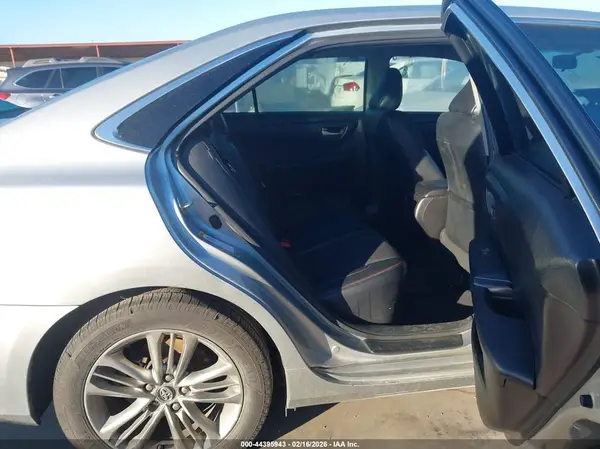 4T1BF1FK6HU780401 2017 TOYOTA CAMRY - Image 8