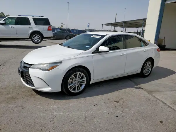 4T1BF1FK6HU782973 2017 TOYOTA CAMRY - Image 1