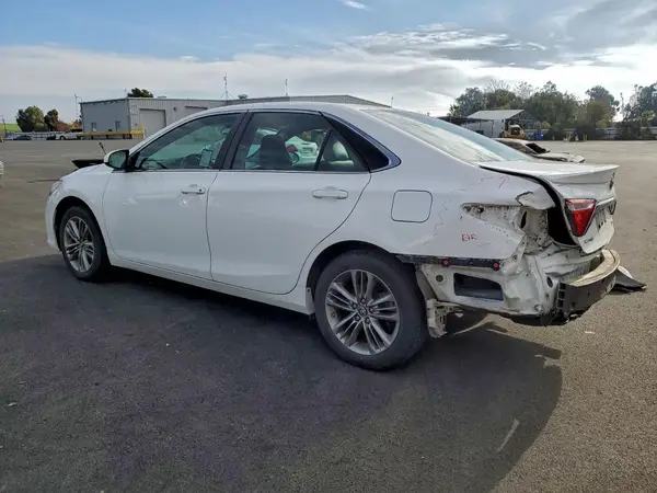 4T1BF1FK6HU791690 2017 TOYOTA CAMRY - Image 2