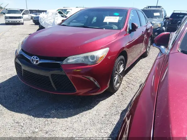 4T1BF1FK6HU793942 2017 TOYOTA CAMRY - Image 2