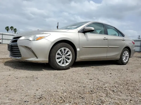 4T1BF1FK6HU794184 2017 TOYOTA CAMRY - Image 1