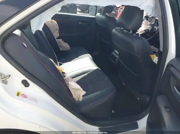 4T1BF1FK6HU796372 2017 TOYOTA CAMRY - Image 8