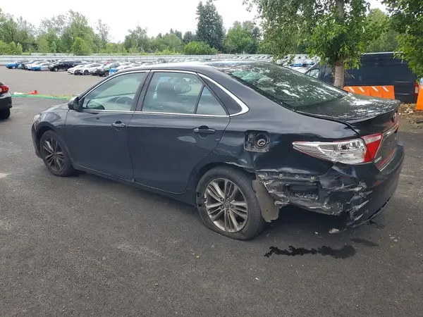 4T1BF1FK6HU801893 2017 TOYOTA CAMRY - Image 2