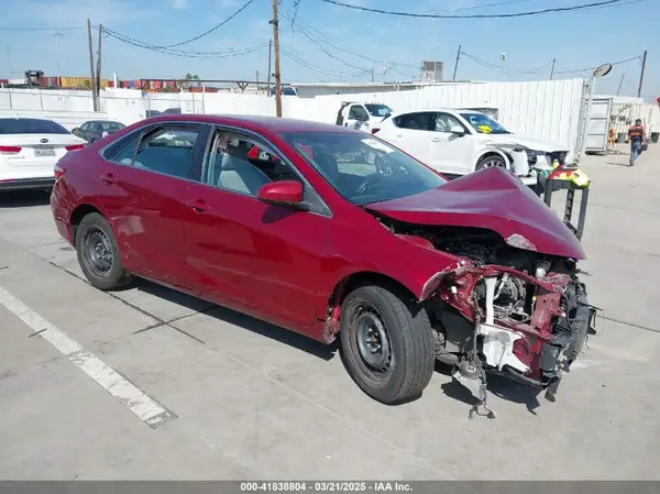 4T1BF1FK6HU802798 2017 TOYOTA CAMRY - Image 1
