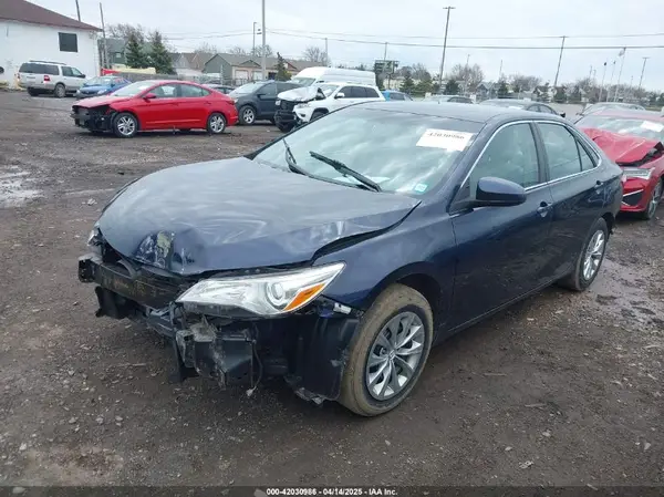 4T1BF1FK6HU803093 2017 TOYOTA CAMRY - Image 2