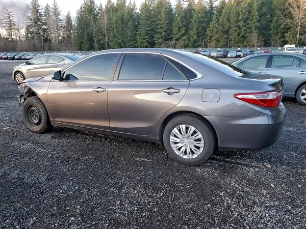 4T1BF1FK6HU803563 2017 TOYOTA CAMRY - Image 2