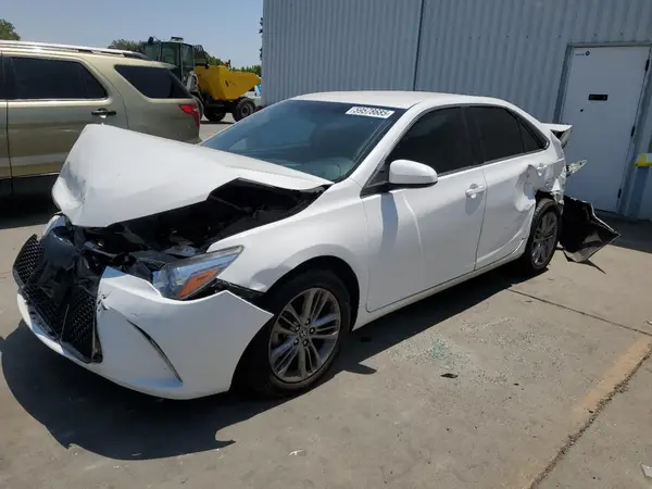 4T1BF1FK6HU803823 2017 TOYOTA CAMRY - Image 1